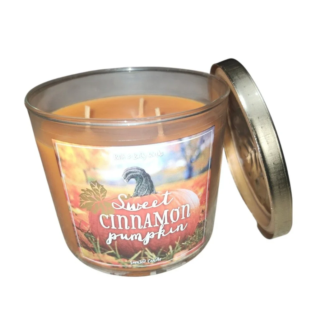 Bath & Body Works Sweet Cinnamon Pumpkin 3-Wick Scented Fall Candle 14.5oz